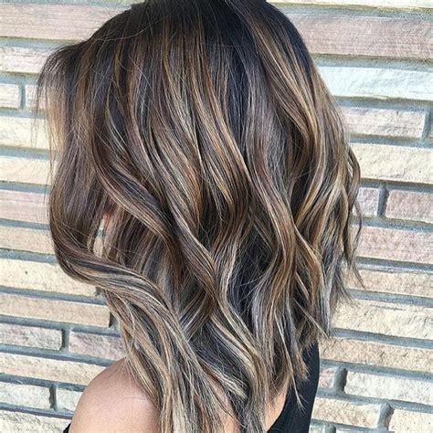 Brownwavychoppedbob Hair Color Balayage Hair Highlights Bayalage