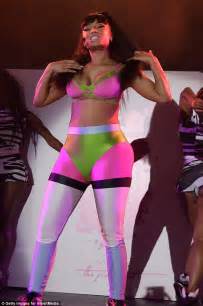 Nicki Minaj Shows Off Her Impressive Cleavage As She Performs In Las