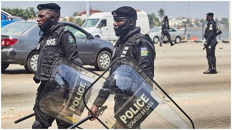 Breaking Tension As Endsars Memorial Protest Gets Rowdy Police Fire Teargas To Disperse