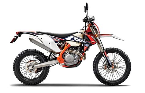 I know that in a pure performance comparison of dirt bike vs dual sport, the dirt bike is. 2019 DUAL-SPORT BUYER'S GUIDE | Dirt Bike Magazine