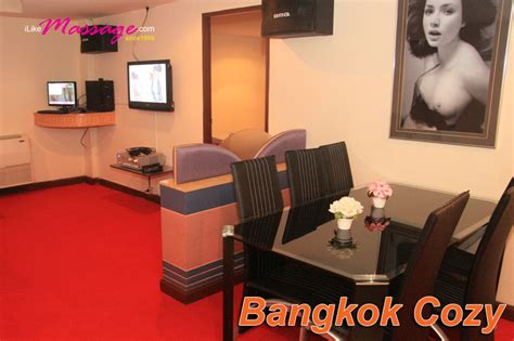 Bangkok Cozy Massage Parlor In Bangkok