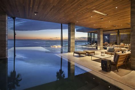 Outdoor Patio And Infinity Pool Leading Straight Out To The Pacific