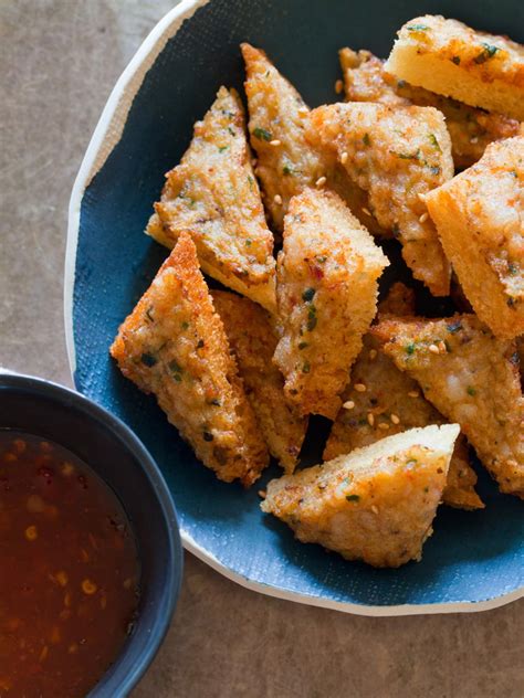 Spicy Shrimp Toast | HGTV