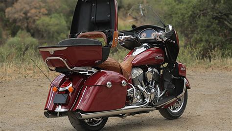 2015 indian roadmaster shows up photos video and price available autoevolution