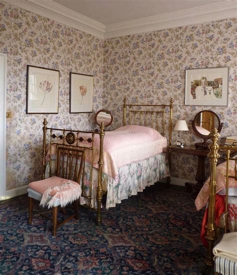 I did my research and the house had been built around 1810. @bibleofbritishtaste on Instagram: Guest bedroom ...