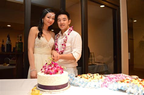 Honolulu Weddings Wedding Reception At The Coconut Club Aston Waikiki