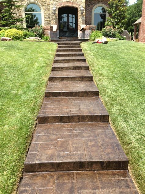 They merely repeated certain patterns, which did not convince homeowners to want stamped concrete in their patio or walkway. Photos - Bill's Custom Concrete | Oklahoma City's Best ...