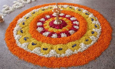 It is considered as the symbol of welcoming mahabali. 27 best Rangoli images on Pinterest | House decorations ...