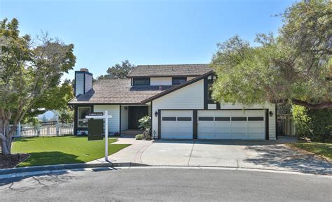 22996 Standing Oak Ct, Cupertino, CA 95014 - 5 Beds | 3 Baths (Sold