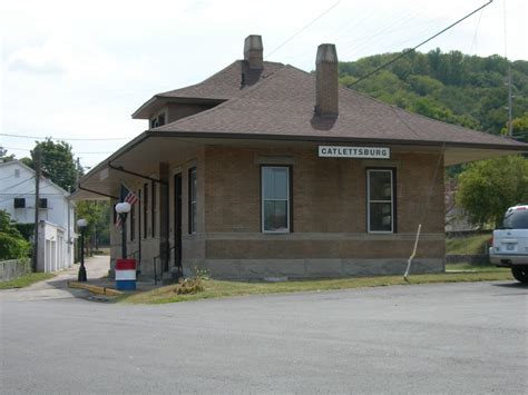 Catlettsburg Train Depot Catlettsburg Kentucky Built In 1 Flickr