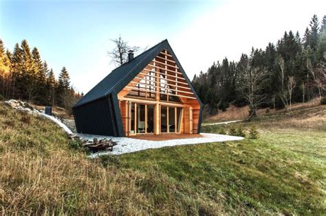 Gorgeous Forest Home Will Fulfill Your Tiny Cabin Dreams