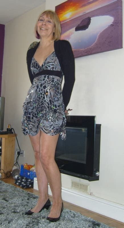 belindred 61 from northampton is a mature woman looking