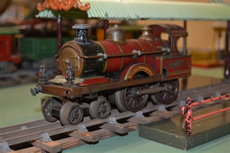 Vintage Carette Tinplate Clockwork Train Locomotive Antique Toys
