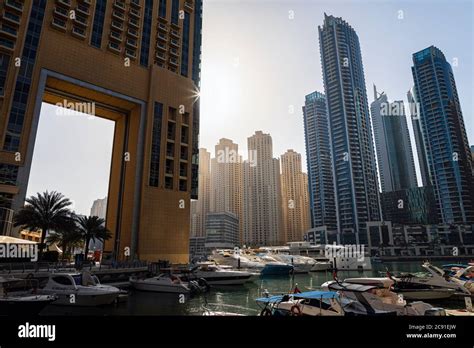 Dubai Marina Dubai Uae Stock Photo Alamy