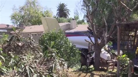 Small Plane Crashes Into Riverside Neighborhood One Dead Nbc Los Angeles