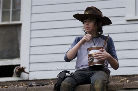 Picture Of Chandler Riggs In The Walking Dead Chandler Riggs