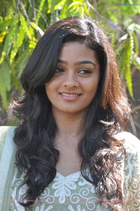 Gayathri Actress Hd Photosimagespics And Stills 205625