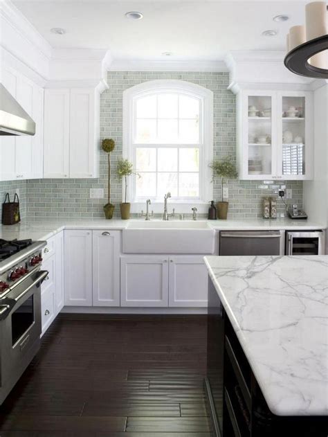 Bright Cheery And Timeless White Remains The Kitchen Color Of Choice