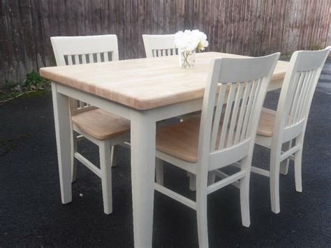 Very Nice Oak Dining Table And 4 Chairs Beautifully Restored In