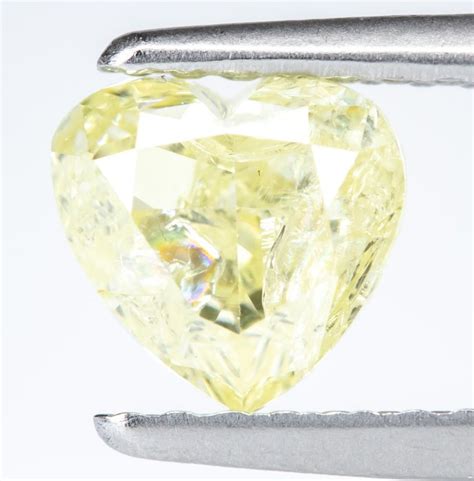 Diamant 103 Ct Jaune Fantaisie Naturel I3 No Catawiki
