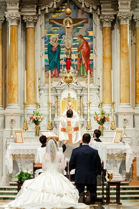 Extraordinary Form Catholic Wedding At Church Of St Agnes • Katzie And Ben Photography