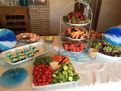Choosing finger food for baby showers can be a lot of fun. Fun finger foods | Baby boy shower, Food, Finger foods
