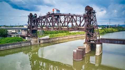 Louisville Railfanning A Drawbridge In Action And Drone Video Of Two