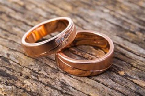 Wooden wedding anniversary gift ideas. 5th Year Wedding Anniversary Gifts and ideas | Wooden ...