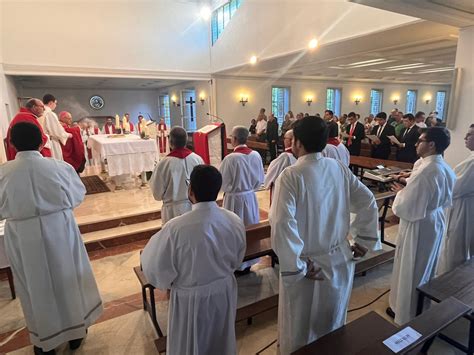 El Obispo preside en el Seminario la Eucaristía y el acto académico de