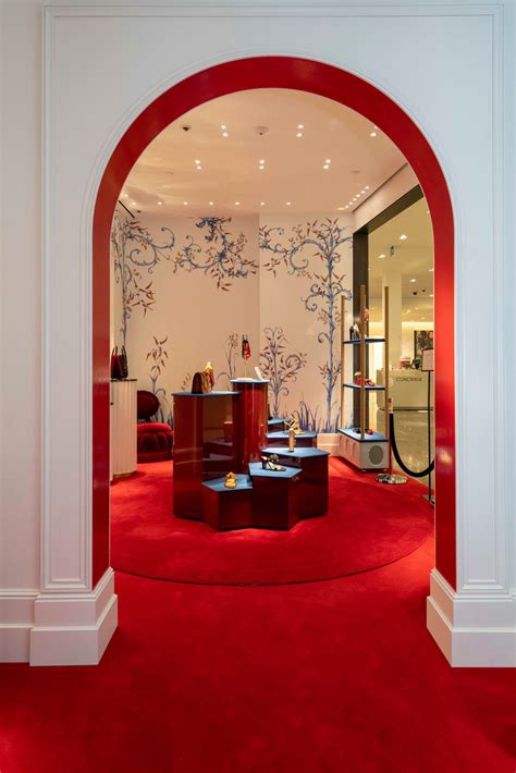 Unique Store Fixtures Collaborates With Christian Louboutin On Luxury Boutique Within Holt