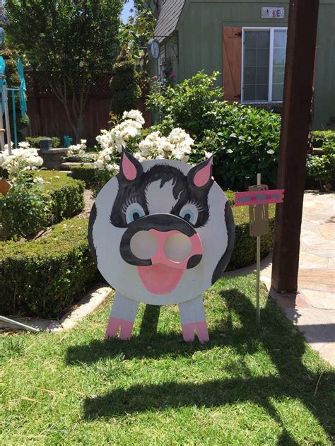 Feed The Pig Bean Bag Toss Game We Made For Illys Farm Themed Party