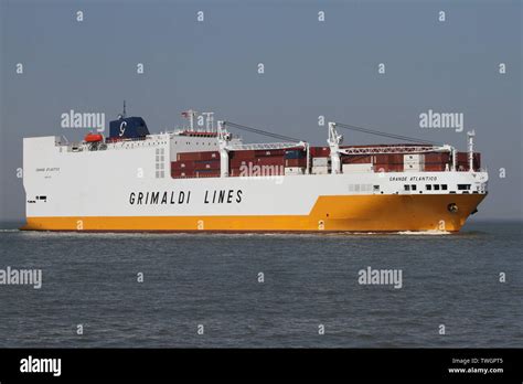 Roro Cargo Hi Res Stock Photography And Images Alamy