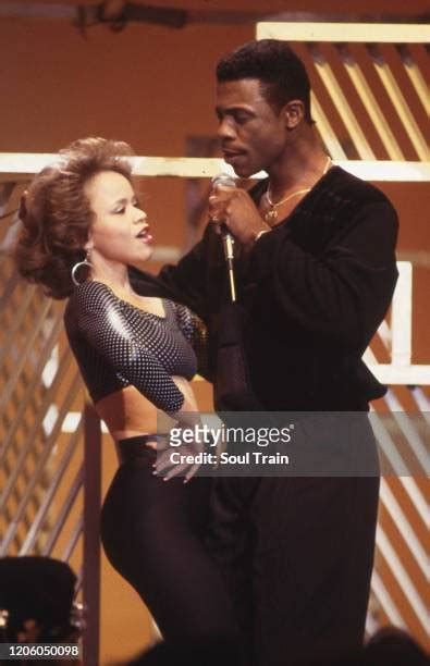 Soul Train Dancers Photos And Premium High Res Pictures Getty Images