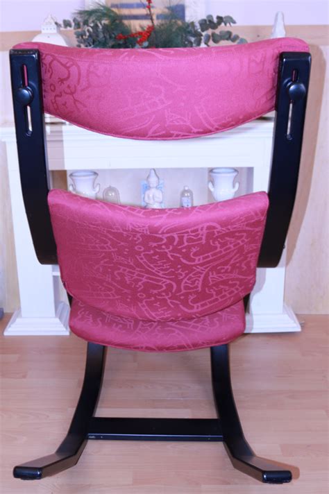 Ich biete hier einen gebrauchten stuhl bzw sessel der firma stokke an. STOKKE/VARIER GRAVITY BALANS ENTSPANNUNGSSTUHL RELAXSESSEL ...