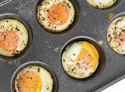Oven Poached Eggs~poach A Dozen Eggs At Once Grease A Muffin Tin With