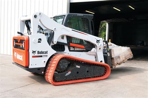 All Season Rubber Replacement Track From Bobcat Co For Construction