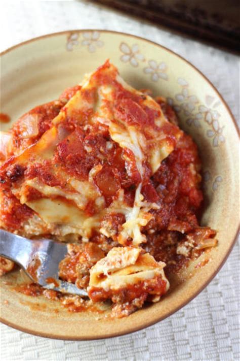 You won't believe the ingredients that go in this delicious turkey lasagna. Ina Garten Lasagna - Food Fanatic