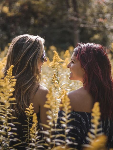 Maybe you would like to learn more about one of these? Dua Orang Sahabat Ini Bertengkar, Alasannya Tak Terduga ...