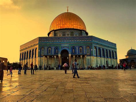 The historic process of reconciliation between israel and the palestinians, which began with the madrid conference in 1991 and continued with the september 1993 signing of the. Discovery Foto: Масджид аль-Акса — мечеть, расположенная ...