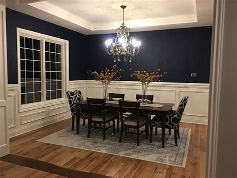 20 Navy Blue Dining Room With Wainscoting