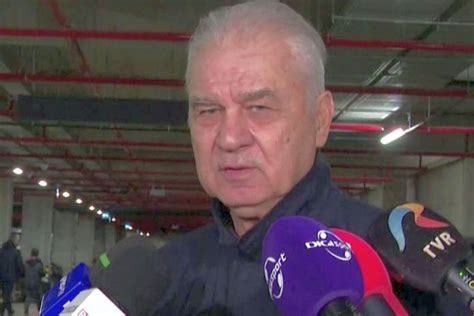 Anghel Iordănescu A Pus La Colț 3 Jucători De La Fcsb După 0 2 Cu