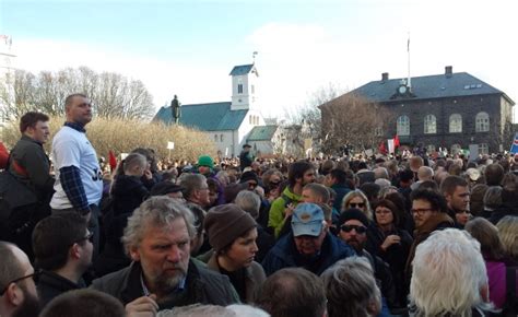 Icelanders Call For Bjarni Benediktssons Resignation By Staging Daily Protests In Front Of