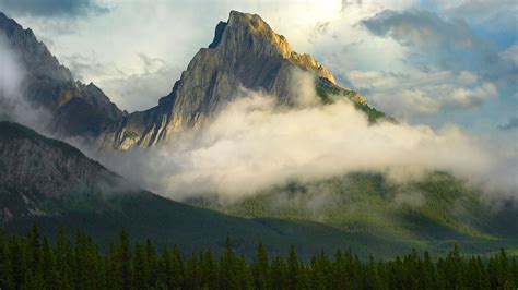 Mountain And Clouds Wallpapers Top Free Mountain And Clouds