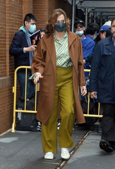 Sigourney Weaver Arrives At The View In New York 10252022 Hawtcelebs