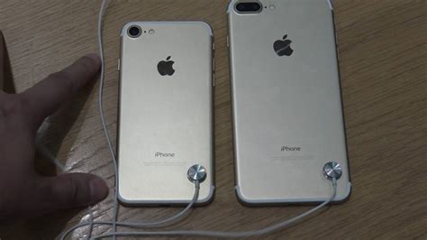There isn't any objective real color in the world. iPhone 7 and 7 Plus all colors Comparison Silver Jet Black ...