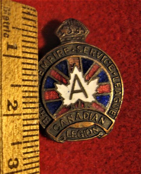 Wwii Era Canadian Legion Pin Shoulder To Shoulder Collectibles