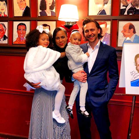 Tom Hiddleston With Zawe Ashton And Their Onstage Daughters At Sardis