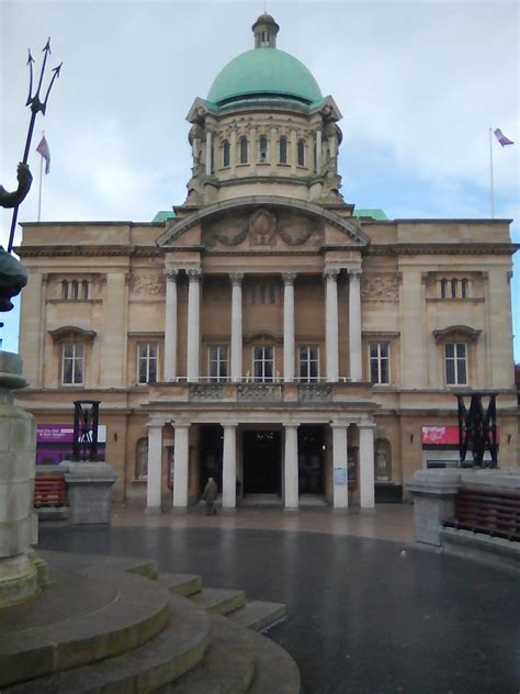 Hull city hall is a civic building located in kingston upon hull, east riding of yorkshire, england. bebop spoken here: An Evening with Pat Metheny @ City Hall ...