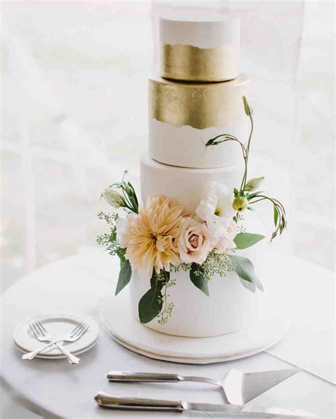 44 Wedding Cakes With Fresh Flowers Martha Stewart Weddings