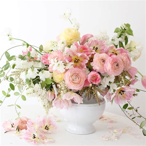 In The Pink Pink Flower Arrangements Flower Magazine